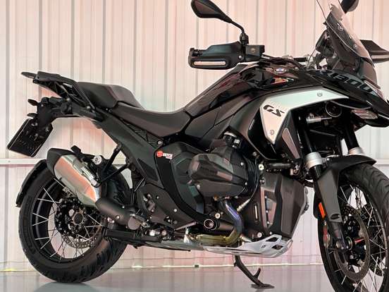 BMW-R 1300 GS TRIPLE BLACK BMW-R 1300 GS TRIPLE BLACK-2024