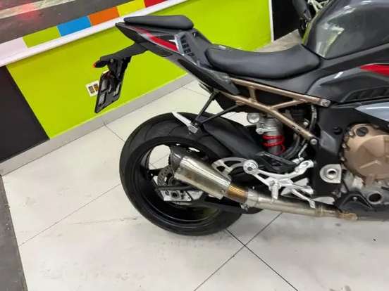 BMW-S 1000 RR-2022