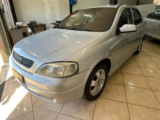 CHEVROLET ASTRA 1.8 MPFI MILLENIUM II SEDAN 8V GASOLINA 4P MANUAL CHEVROLET ASTRA 1.8 MPFI MILLENIUM II SEDAN 8V GASOLINA 4P MANUAL