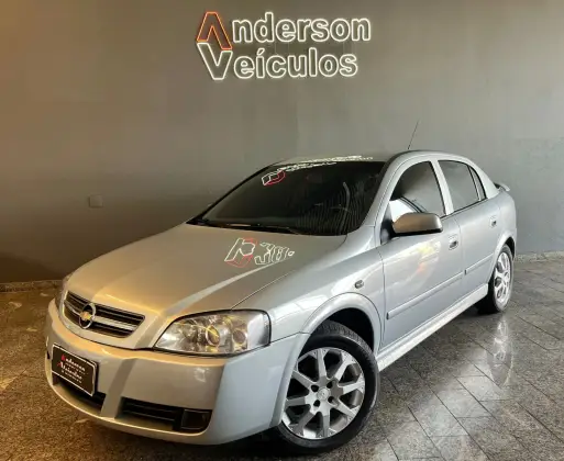 CHEVROLET ASTRA 2.0 MPFI ADVANTAGE 8V FLEX 4P MANUAL CHEVROLET ASTRA 2.0 MPFI ADVANTAGE 8V FLEX 4P MANUAL