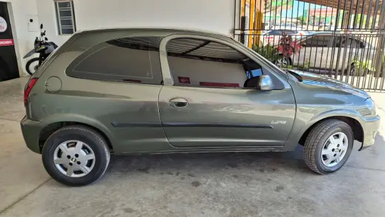 CHEVROLET CELTA 1.0 MPFI VHCE LIFE 8V FLEX 2P MANUAL CHEVROLET CELTA 1.0 MPFI VHCE LIFE 8V FLEX 2P MANUAL