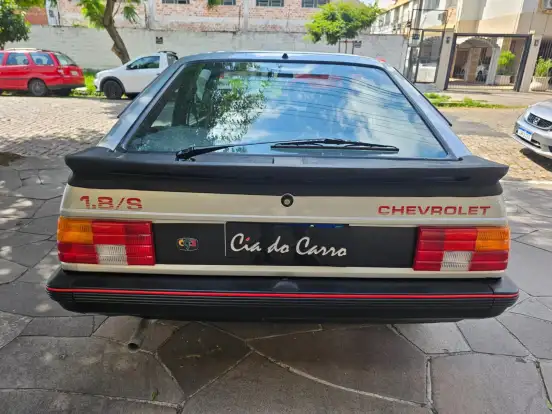 CHEVROLET-MONZA-1986
