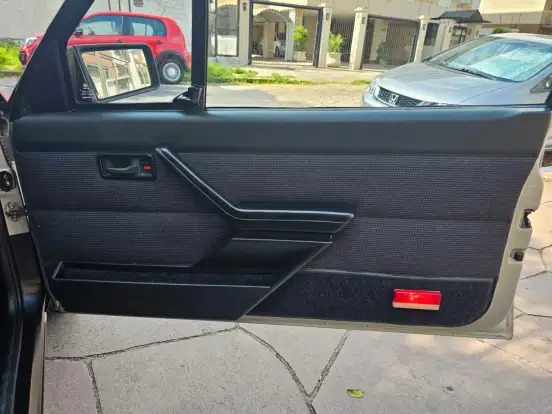 CHEVROLET-MONZA-1986