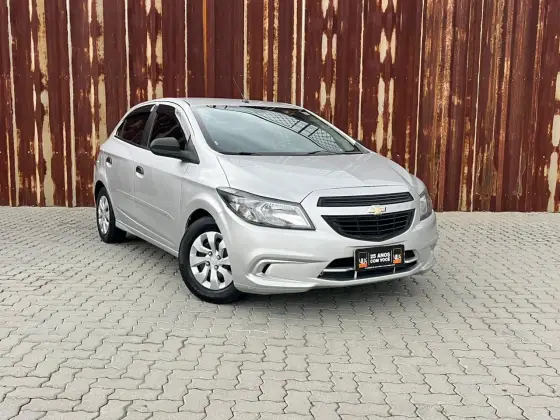 CHEVROLET ONIX 1.0 MPFI JOY 8V FLEX 4P MANUAL CHEVROLET ONIX 1.0 MPFI JOY 8V FLEX 4P MANUAL