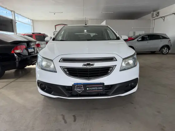CHEVROLET ONIX 1.4 MPFI LT 8V FLEX 4P MANUAL CHEVROLET ONIX 1.4 MPFI LT 8V FLEX 4P MANUAL