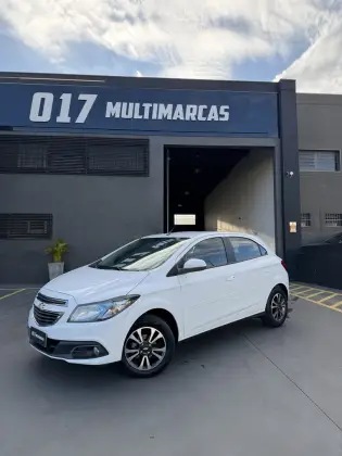 CHEVROLET ONIX 1.4 MPFI LTZ 8V FLEX 4P MANUAL