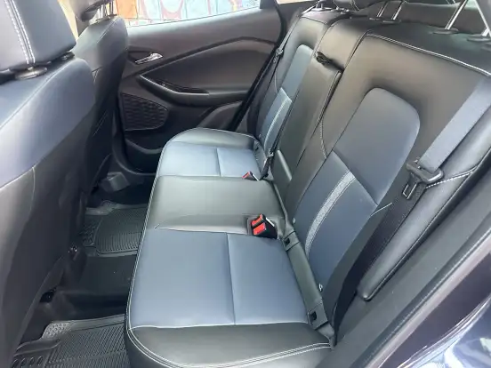 CHEVROLET-TRACKER-2023