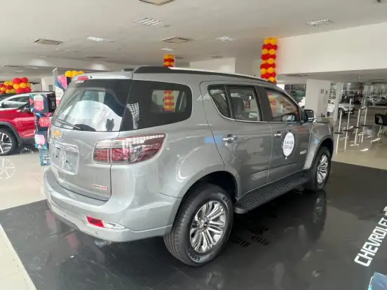 CHEVROLET-TRAILBLAZER-2025
