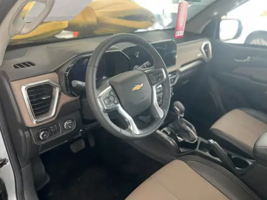 CHEVROLET-TRAILBLAZER-2.8 16V TURBO DIESEL HIGH COUNTRY 7L 4X4 AUTOMÁTICO CHEVROLET-TRAILBLAZER-2025