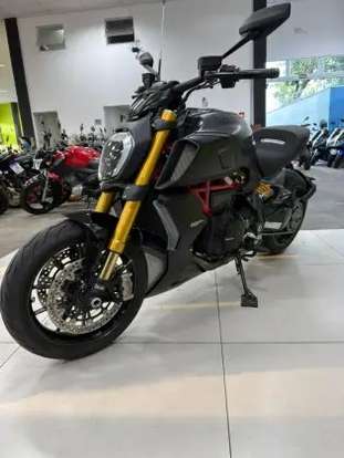 DUCATI-DIAVEL 1260 S-2022