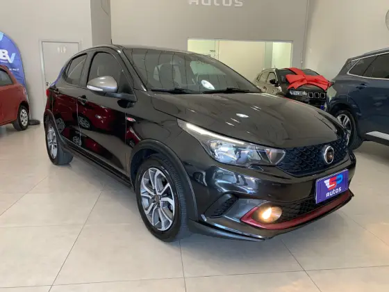 FIAT ARGO 1.8 E.TORQ FLEX HGT MANUAL FIAT ARGO 1.8 E.TORQ FLEX HGT MANUAL