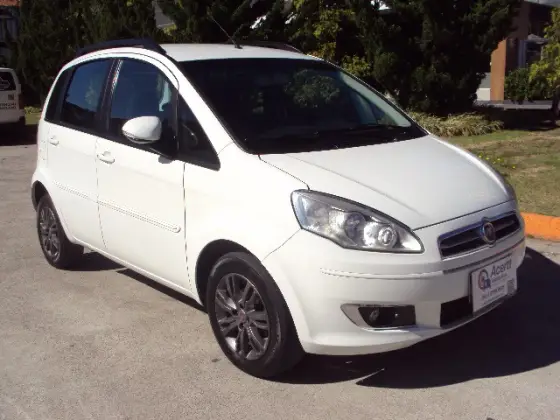 FIAT IDEA 1.4 MPI ATTRACTIVE 8V FLEX 4P MANUAL FIAT IDEA 1.4 MPI ATTRACTIVE 8V FLEX 4P MANUAL