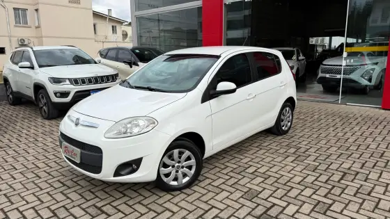 FIAT PALIO 1.0 MPI ATTRACTIVE 8V FLEX 4P MANUAL FIAT PALIO 1.0 MPI ATTRACTIVE 8V FLEX 4P MANUAL