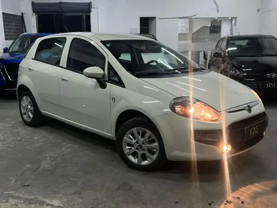 FIAT PUNTO 1.4 ATTRACTIVE 8V FLEX 4P MANUAL