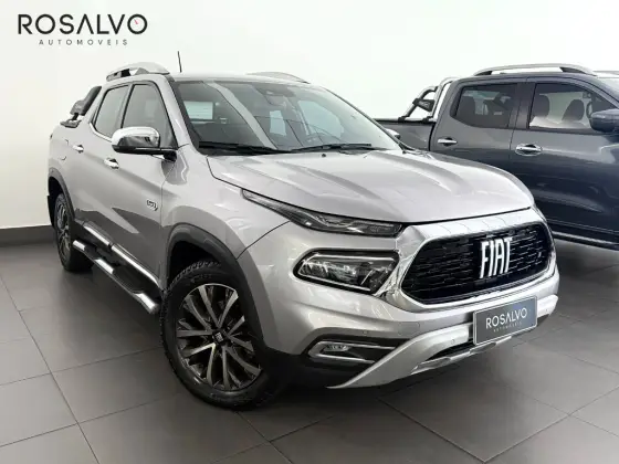 FIAT TORO 2.0 16V TURBO DIESEL RANCH 4WD AT9 FIAT TORO 2.0 16V TURBO DIESEL RANCH 4WD AT9