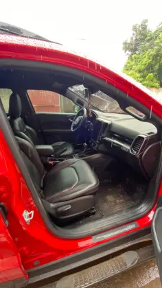 FIAT TORO 2.0 16V TURBO DIESEL ULTRA 4WD AT9 FIAT TORO 2.0 16V TURBO DIESEL ULTRA 4WD AT9
