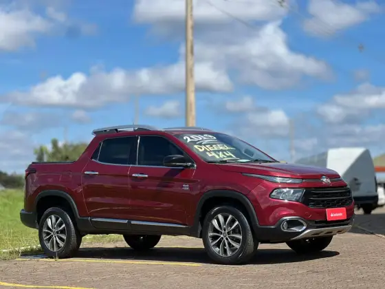 FIAT TORO 2.0 16V TURBO DIESEL VOLCANO 4WD AT9 FIAT TORO 2.0 16V TURBO DIESEL VOLCANO 4WD AT9