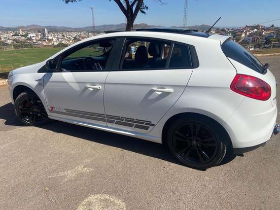 FIAT-BRAVO-1.4 16V T-JET GASOLINA 4P MANUAL FIAT-BRAVO-2013