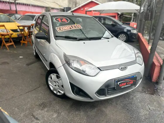 FORD FIESTA 1.0 ROCAM HATCH 8V FLEX 4P MANUAL FORD FIESTA 1.0 ROCAM HATCH 8V FLEX 4P MANUAL