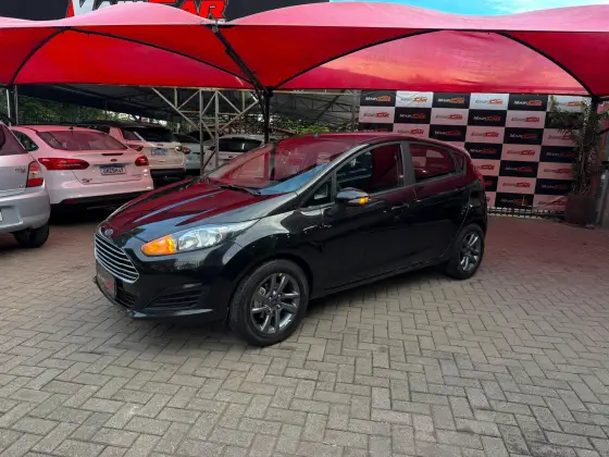 FORD FIESTA 1.6 SE HATCH 16V FLEX 4P MANUAL FORD FIESTA 1.6 SE HATCH 16V FLEX 4P MANUAL