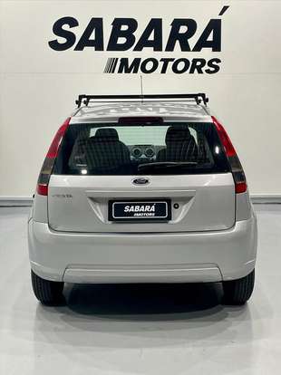 FORD-FIESTA-2014