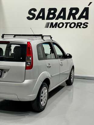 FORD-FIESTA-2014