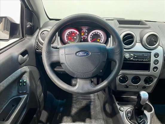 FORD-FIESTA-1.0 ROCAM HATCH 8V FLEX 4P MANUAL FORD-FIESTA-2014