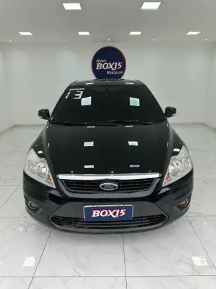 FORD FOCUS 2.0 GLX SEDAN 16V FLEX 4P MANUAL FORD FOCUS 2.0 GLX SEDAN 16V FLEX 4P MANUAL