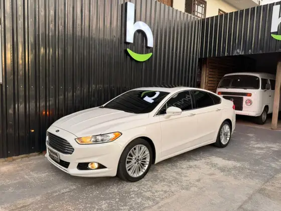 FORD FUSION 2.0 TITANIUM AWD 16V GASOLINA 4P AUTOMÁTICO