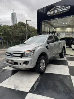 FORD RANGER 2.2 XLS 4X4 CD 16V DIESEL 4P MANUAL FORD RANGER 2.2 XLS 4X4 CD 16V DIESEL 4P MANUAL