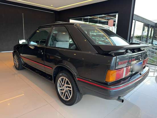 FORD-ESCORT-1991