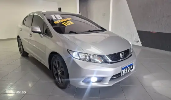 HONDA CIVIC 2.0 LXR 16V FLEX 4P AUTOMÁTICO HONDA CIVIC 2.0 LXR 16V FLEX 4P AUTOMÁTICO