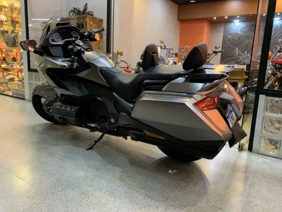 HONDA-GL 1800 GOLD WING-2019