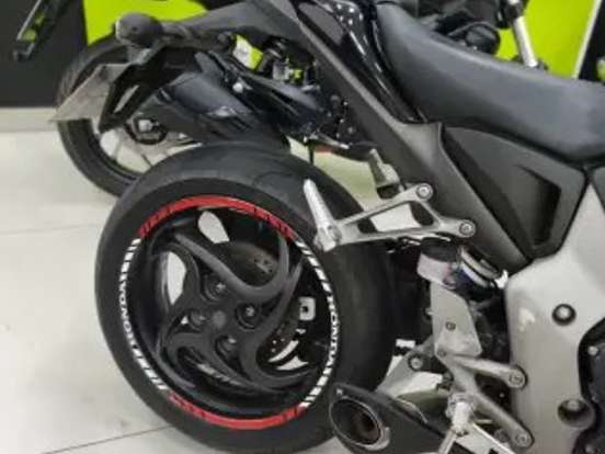 HONDA-CB 1000R HONDA-CB 1000R-2013