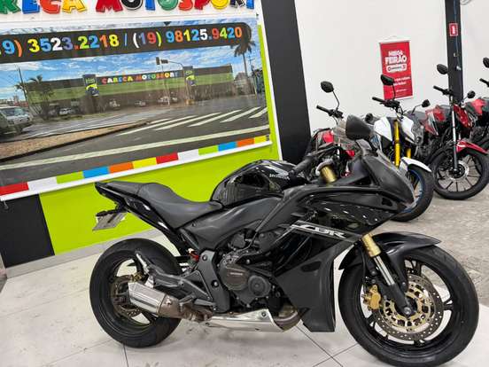 HONDA-CBR 600F-2012