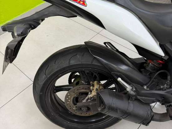 HONDA-CBR 600F HONDA-CBR 600F-2012