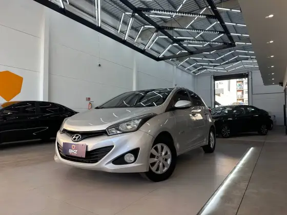 HYUNDAI HB20 1.0 COMFORT 12V FLEX 4P MANUAL