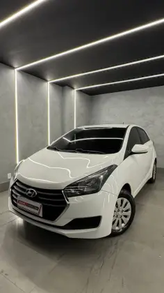 HYUNDAI HB20 1.0 COMFORT PLUS 12V FLEX 4P MANUAL HYUNDAI HB20 1.0 COMFORT PLUS 12V FLEX 4P MANUAL
