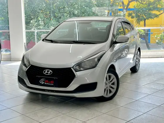 HYUNDAI HB20S 1.6 COMFORT PLUS 16V FLEX 4P AUTOMÁTICO HYUNDAI HB20S 1.6 COMFORT PLUS 16V FLEX 4P AUTOMÁTICO