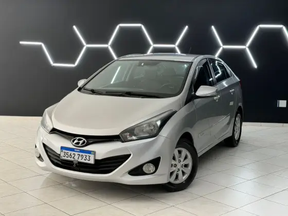 HYUNDAI HB20S 1.6 COMFORT PLUS 16V FLEX 4P MANUAL