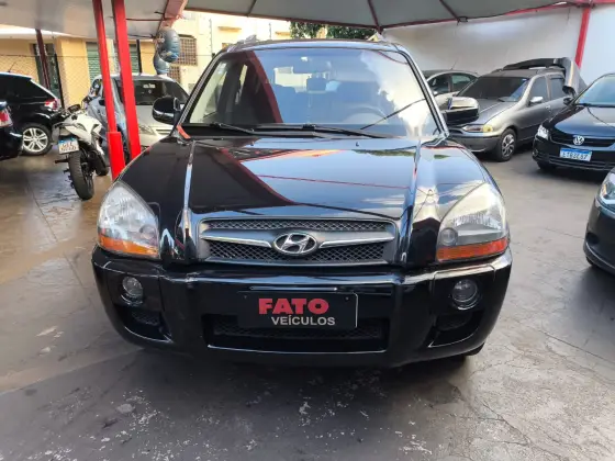 HYUNDAI TUCSON 2.0 MPFI GLS 16V 143CV 2WD FLEX 4P AUTOMÁTICO HYUNDAI TUCSON 2.0 MPFI GLS 16V 143CV 2WD FLEX 4P AUTOMÁTICO