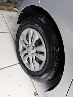 HYUNDAI-HB20-2015