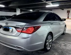 HYUNDAI SONATA 2.4 MPFI I4 16V 182CV GASOLINA 4P AUTOMÁTICO HYUNDAI SONATA 2.4 MPFI I4 16V 182CV GASOLINA 4P AUTOMÁTICO