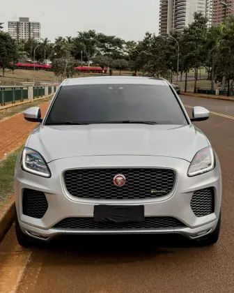 JAGUAR E-PACE 2.0 16V P250 GASOLINA TURBO R-DYNAMIC SE AWD AUTOMÁTICO