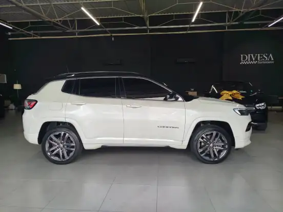 JEEP-COMPASS-2024