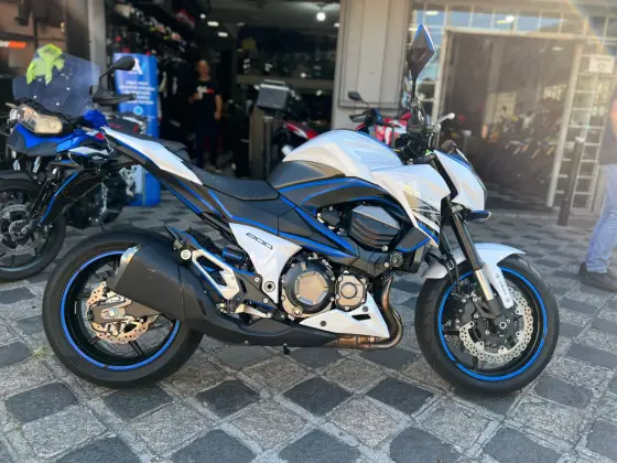 KAWASAKI Z800 ABS KAWASAKI Z800 ABS