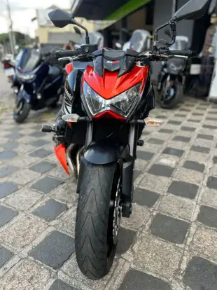 KAWASAKI-Z800 ABS-2013
