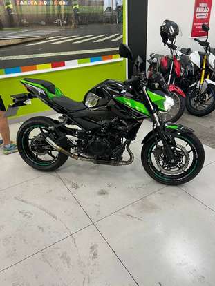 KAWASAKI-Z400-2022