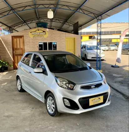 KIA PICANTO 1.0 EX 12V FLEX 4P MANUAL KIA PICANTO 1.0 EX 12V FLEX 4P MANUAL