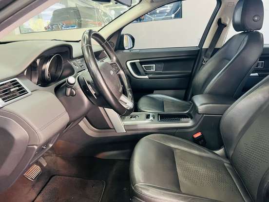 LAND ROVER-DISCOVERY SPORT-2018